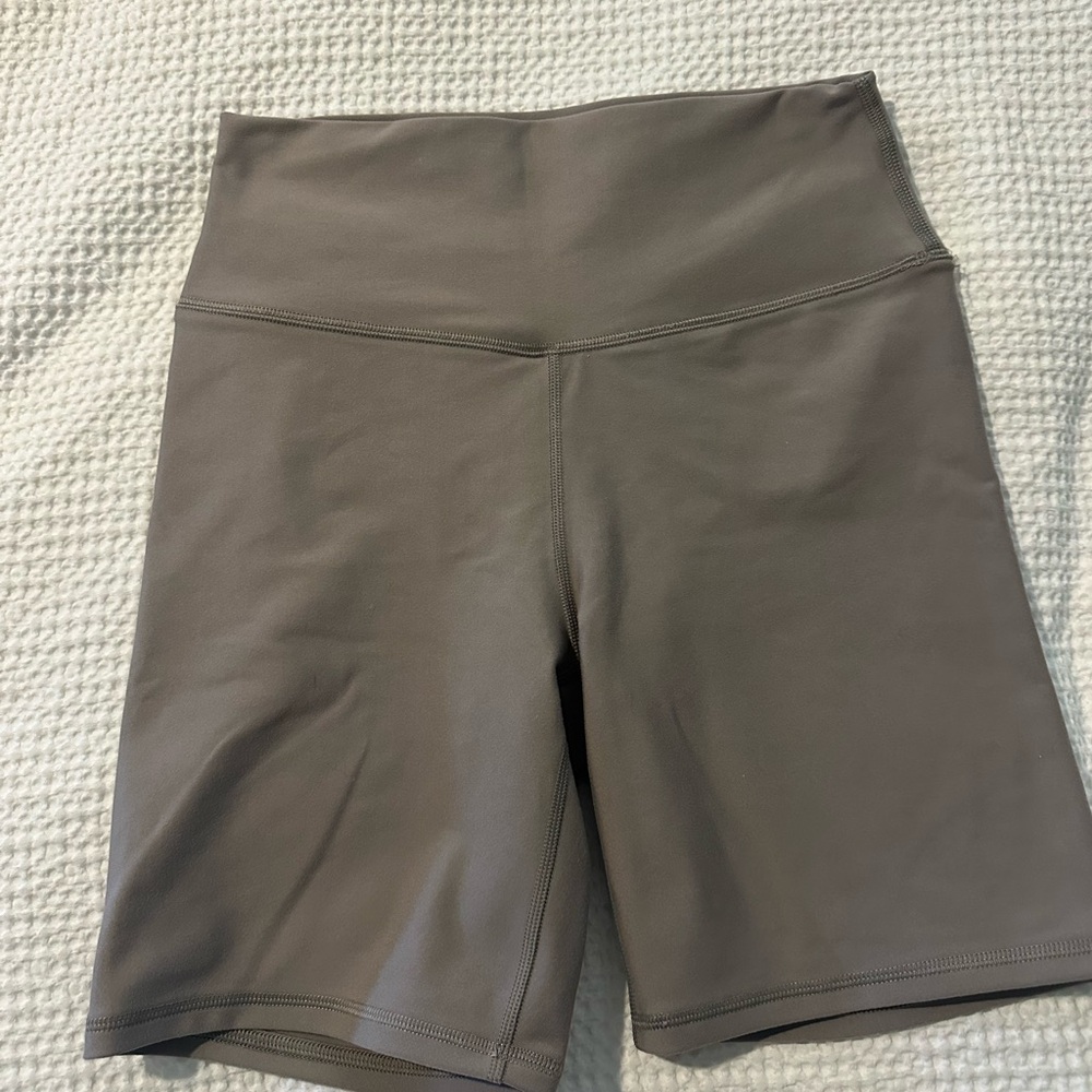 YPB by Abercrombie tan biker shorts size M